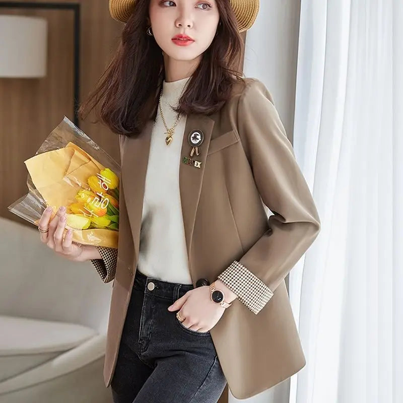 Stylish Lapel Button Blazer- England-Inspired Loose Fit