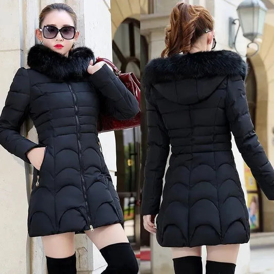 Black European Fashion Parka Warm Hooded Big Fur Coat for Women