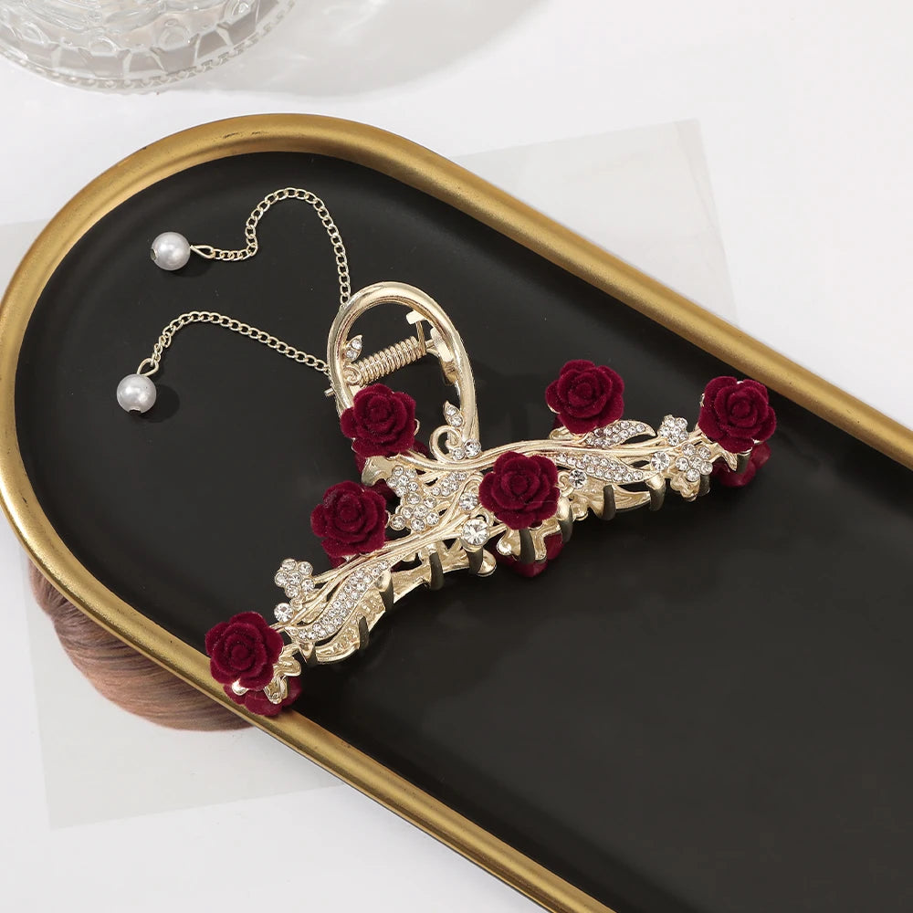 Haarspange mit Rosen und Schmetterlingen, goldfarbene Quaste