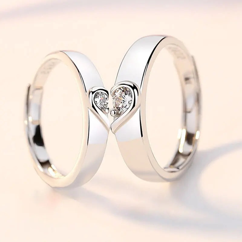 2Pcs Simple and Elegant Moissanite Platinum Wedding Rings