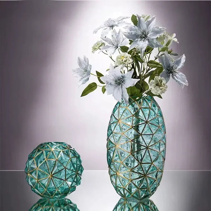 Exquisite Bird's Nest Vase for Dining Table Décor