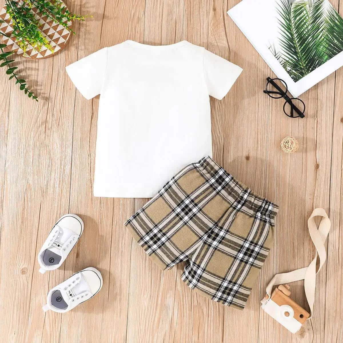 Ensemble t-shirt en coton et short à carreaux pour bébé garçon