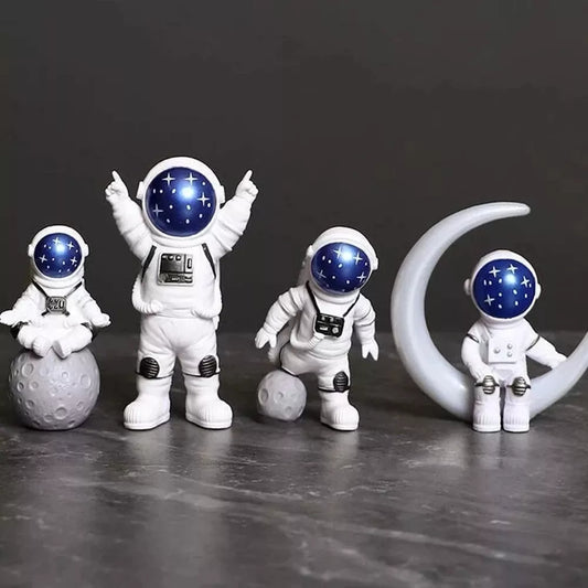 Resin Astronaut Figure - Educational Desktop Decor