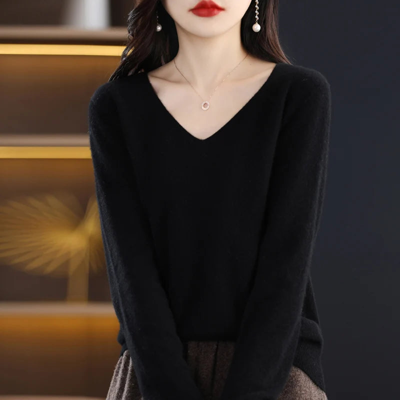 Women's knitted V Neck Merino Wool Sweater