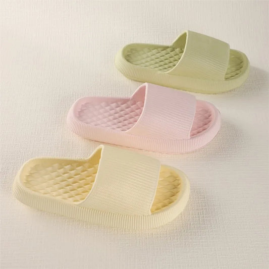 Pantoufles à plateforme antidérapantes à la mode