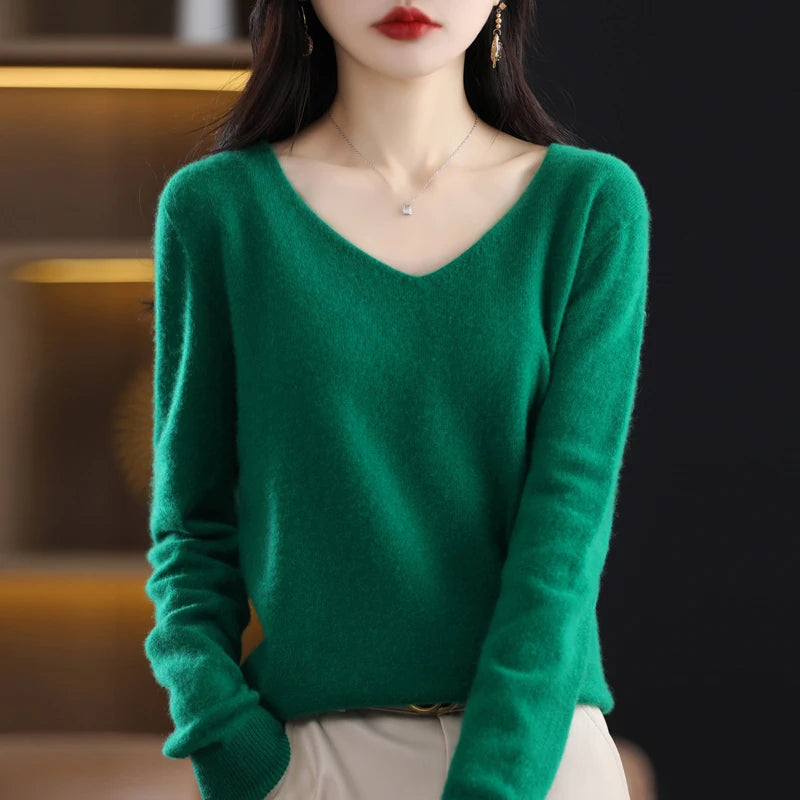 Women's knitted V Neck Merino Wool Sweater
