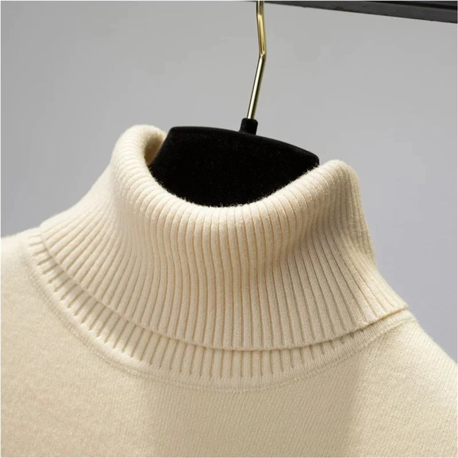 Kuscheliger Winterpullover mit Rollkragen und Samtfutter