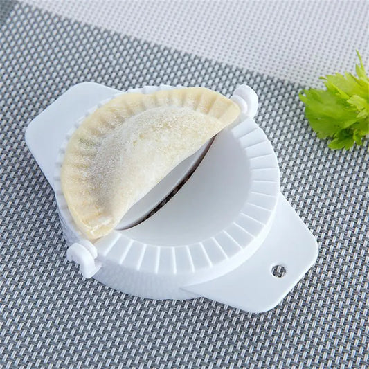 Hand-Pressed Plastic Dumplings Maker Mold