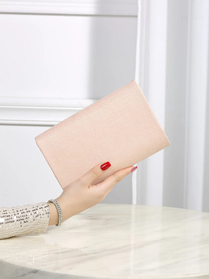 Sac de soirée de luxe en velours avec bordure en métal