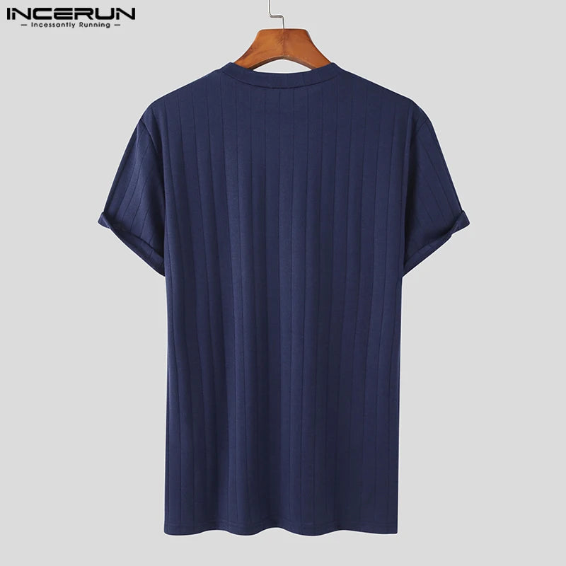 Men Knitted O-Neck Well Fitting T-shirts