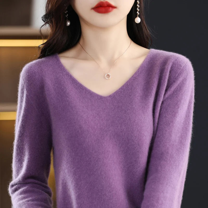 Women's knitted V Neck Merino Wool Sweater