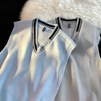 Men's V-neck Color Blocked Knitted Vest