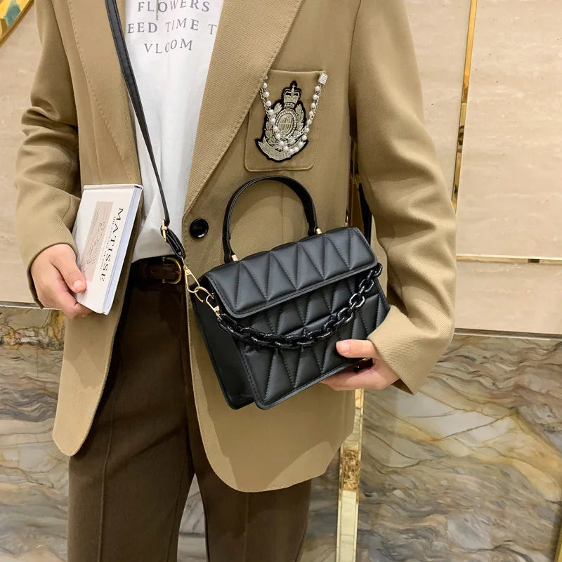 Solid Plaid Chain Decor Ladies Handbag