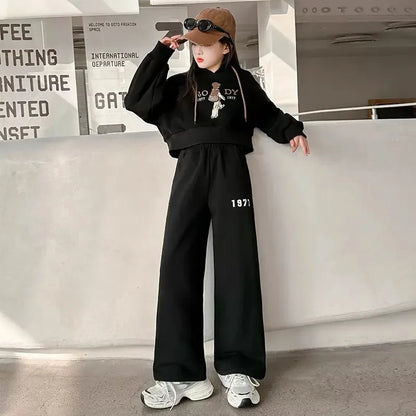 Teenage Girls Long Sleeve Hoodie & Pants