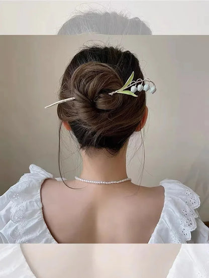 Women's Pearl Bell Orchid Ponytail Hair Clip