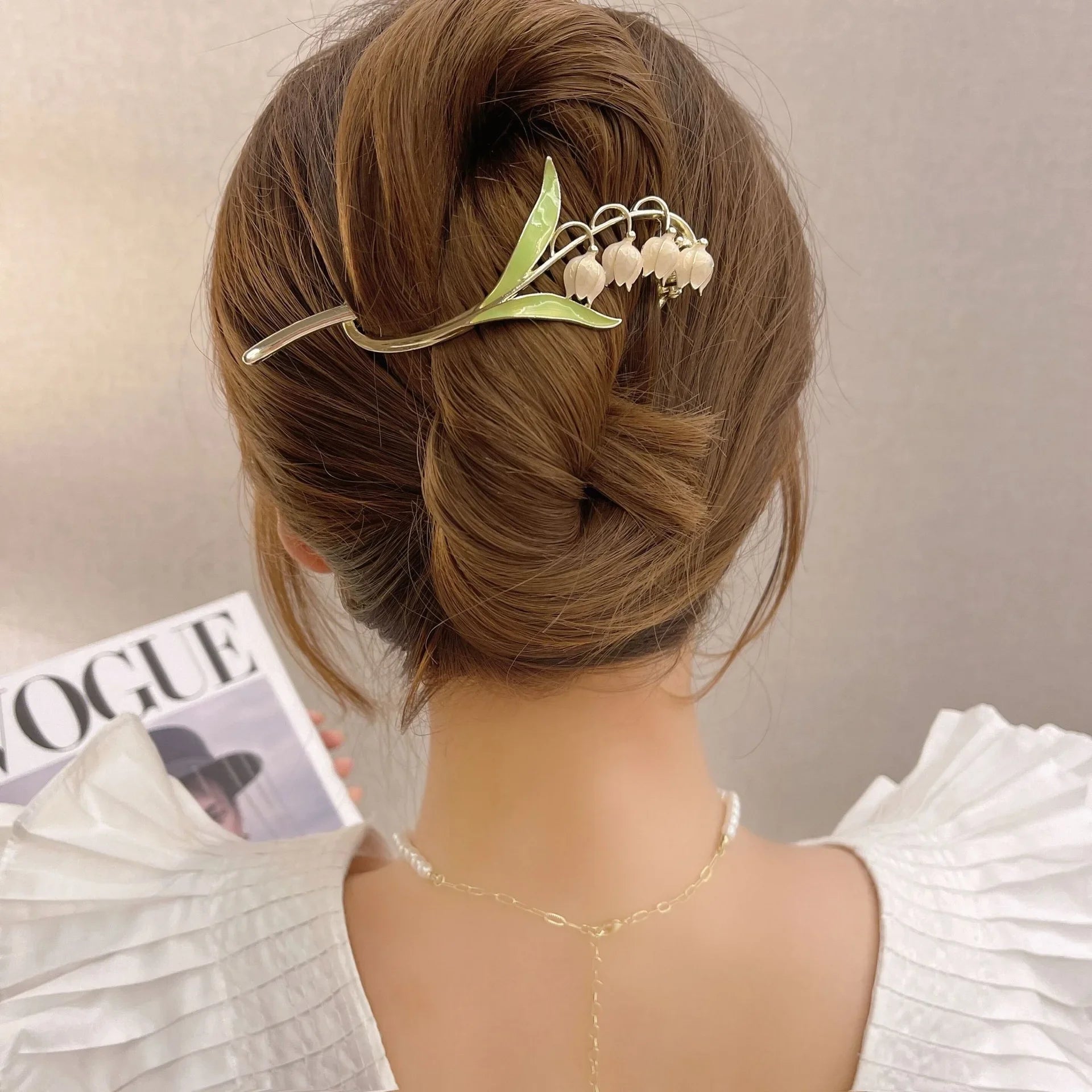 Women's Pearl Bell Orchid Ponytail Hair Clip