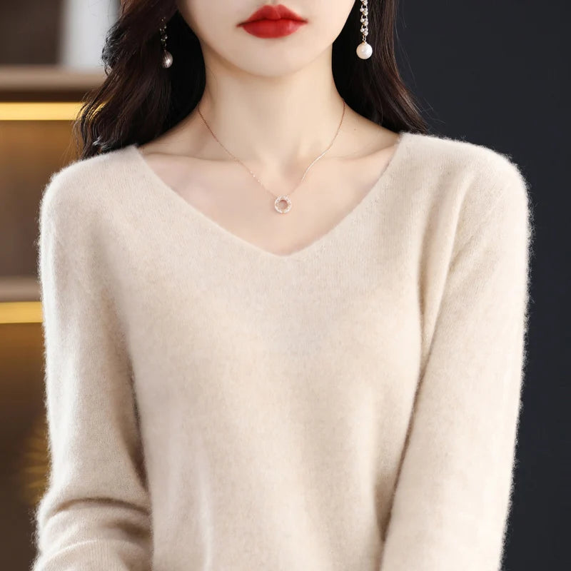 Women's knitted V Neck Merino Wool Sweater