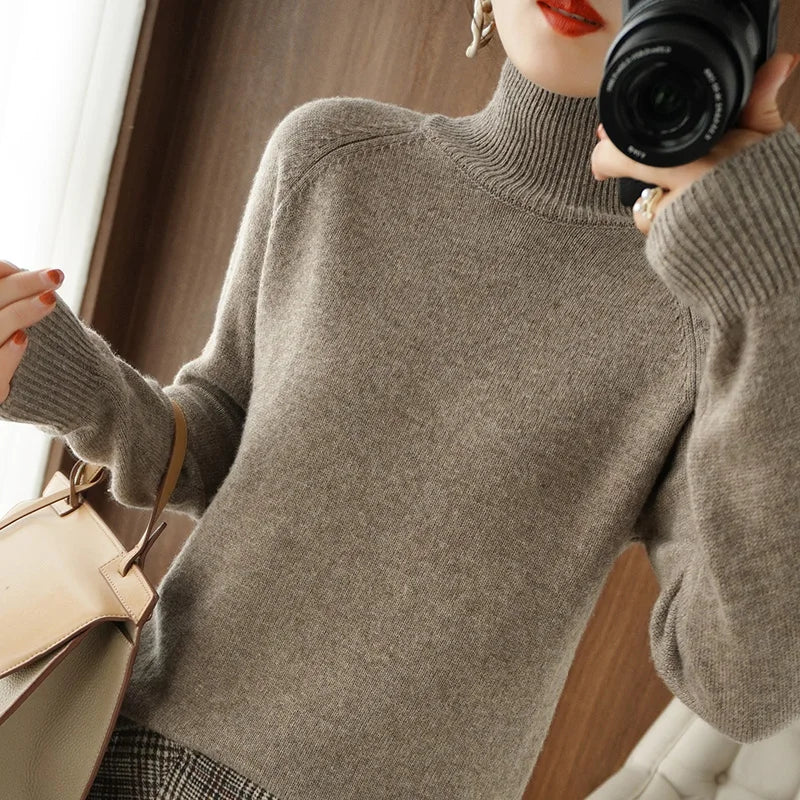 Women's Long Sleeve Cashmere Crew Neck Sweater