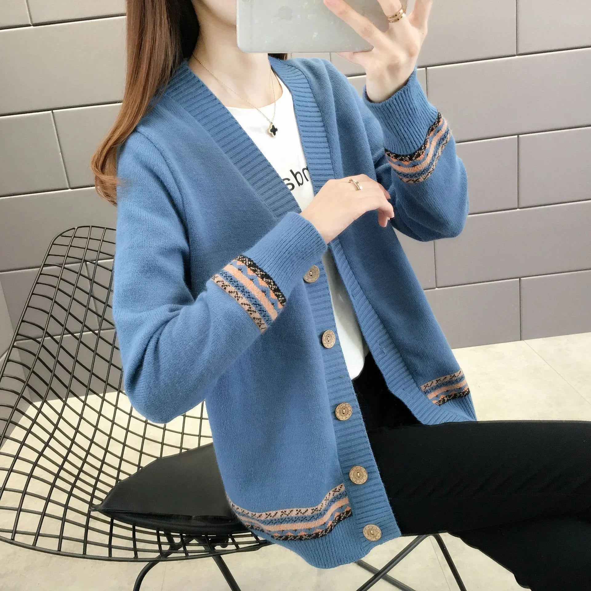 Women's Resin Fiber Loose Knitted Cardigan Sweater