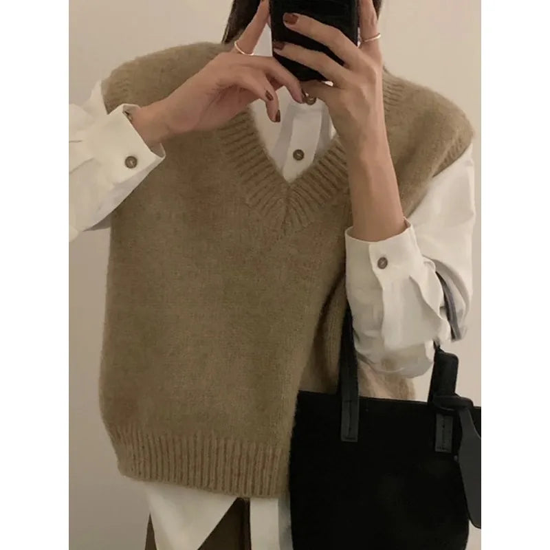 Women's Sleeveless Autumn Winter Knit V Neck Sweater