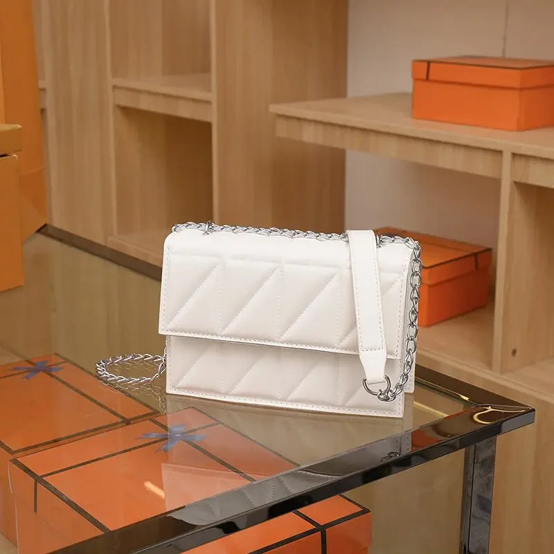 Women's Small Single Shoulder Diamond Crossbody Bag