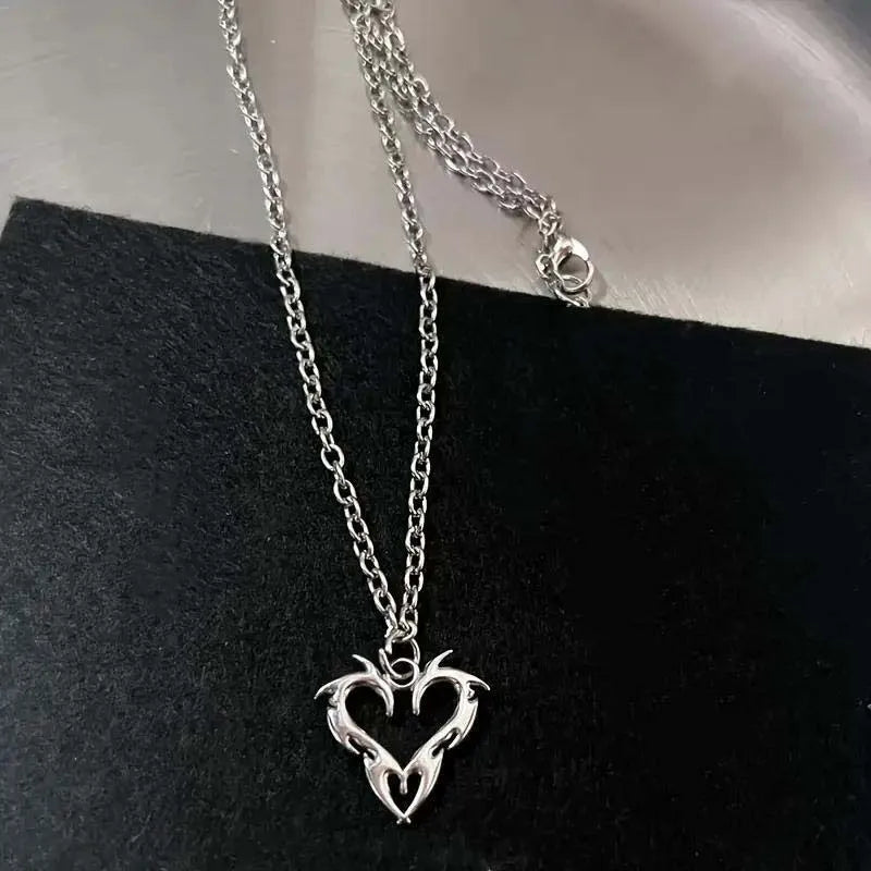 Women's Y2K Silver Color Heart Pendant Necklace