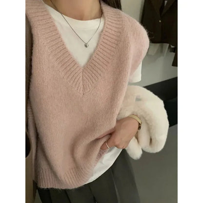 Women's Sleeveless Autumn Winter Knit V Neck Sweater
