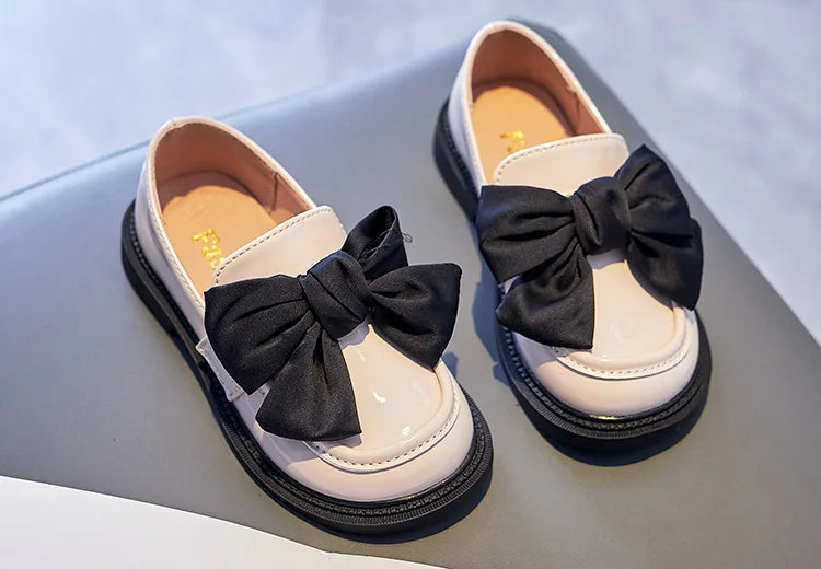 casual leather shoes