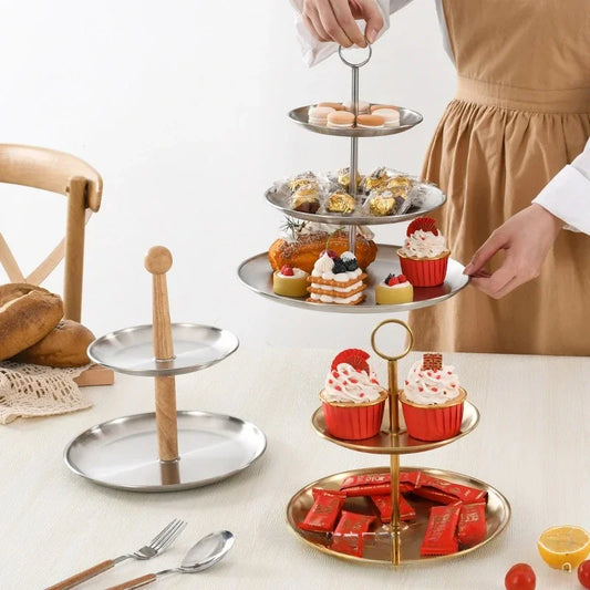 wooden cake stand wedding

